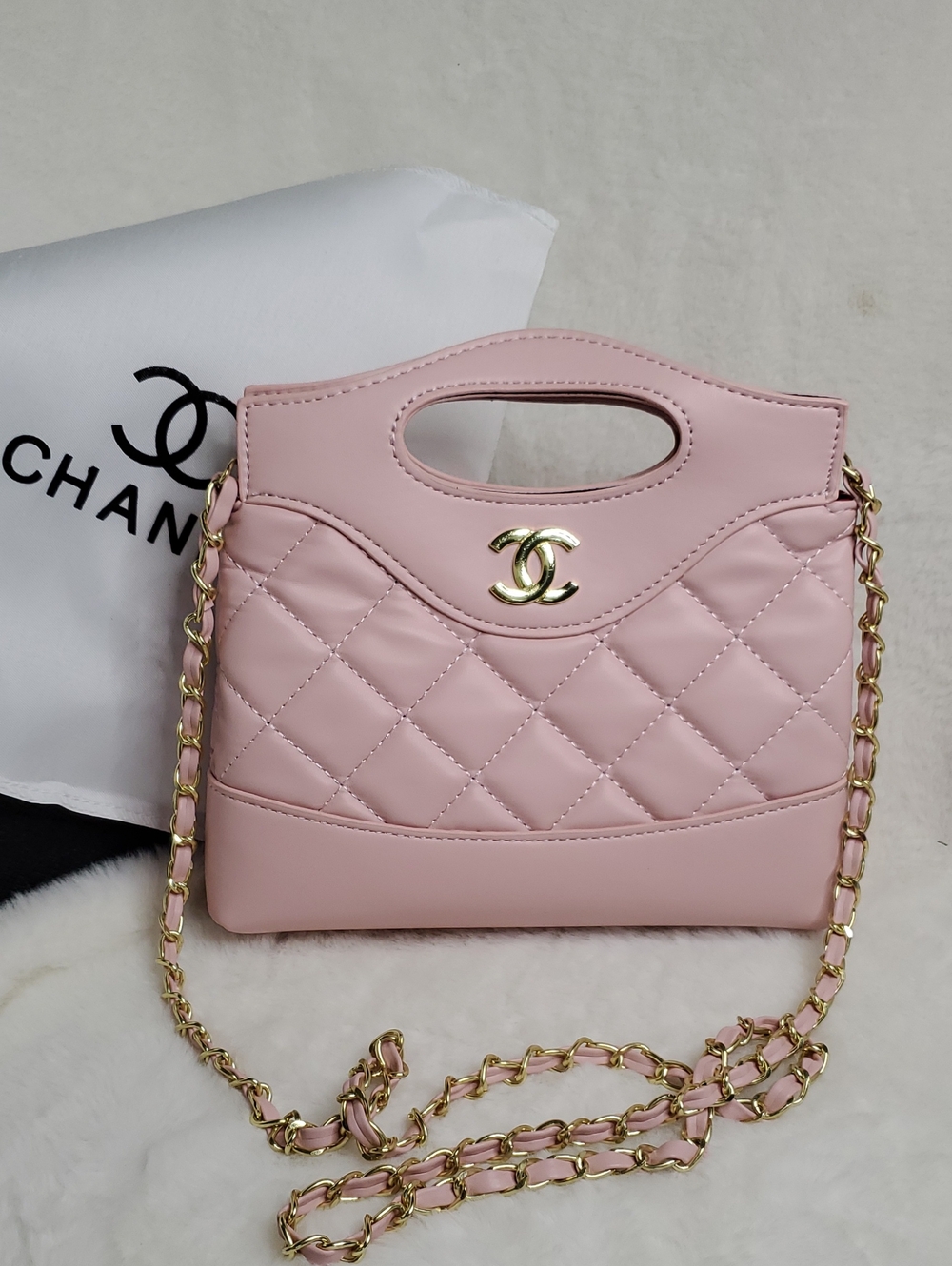 CC Pink Quilted  Crossbody with Gold Chain